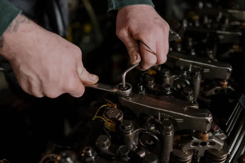 How Smart Mechanics Wreck Engines: The Costly Fundamentals Nobody Talks About